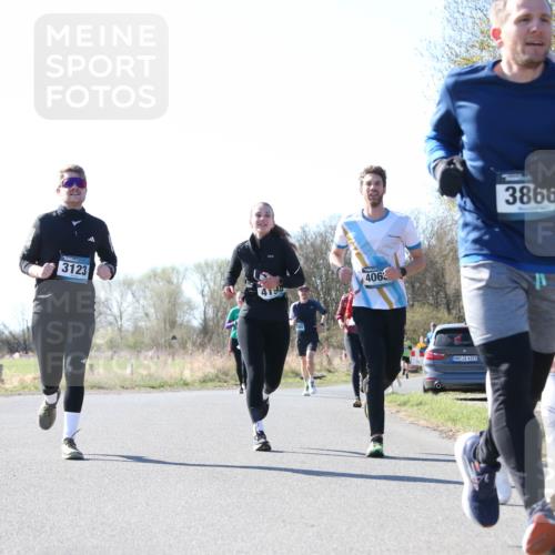 06.04.2025 - 44. Internationalen Wilhelmsburger Insellauf Jannik Wohlers http://msf.ph/oto/7623410 06.04.2025 10:28:08 Laufen 3123, 194, 406, 31, 4321, 3866 meine-sportfotos.de