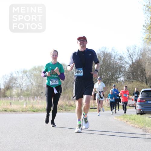 06.04.2025 - 44. Internationalen Wilhelmsburger Insellauf Jannik Wohlers http://msf.ph/oto/7623439 06.04.2025 10:28:14 Laufen 3687, 3489, 4352, 4321 meine-sportfotos.de