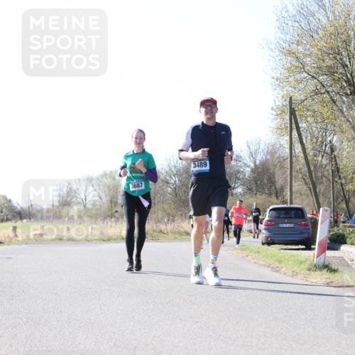 06.04.2025 - 44. Internationalen Wilhelmsburger Insellauf Jannik Wohlers http://msf.ph/oto/7623447 06.04.2025 10:28:14 Laufen 3687, 3489, 4321 meine-sportfotos.de