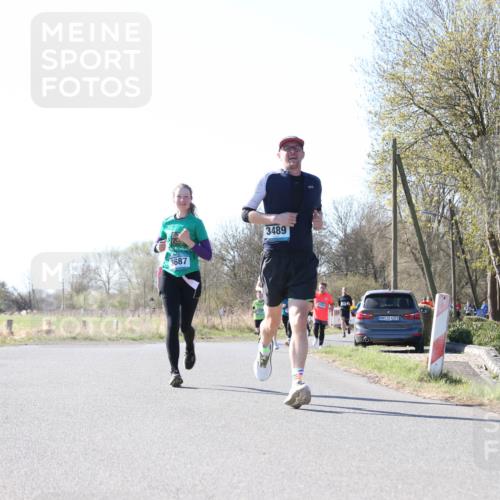 06.04.2025 - 44. Internationalen Wilhelmsburger Insellauf Jannik Wohlers http://msf.ph/oto/7623448 06.04.2025 10:28:14 Laufen 3687, 3489, 4321 meine-sportfotos.de