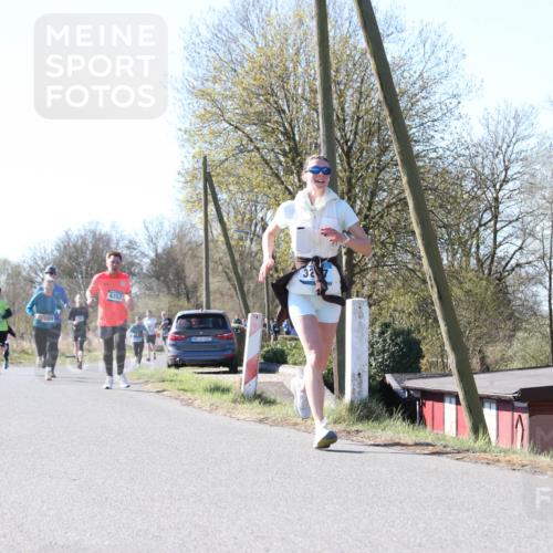 06.04.2025 - 44. Internationalen Wilhelmsburger Insellauf Jannik Wohlers http://msf.ph/oto/7623468 06.04.2025 10:28:21 Laufen 3999, 4352, 32 meine-sportfotos.de