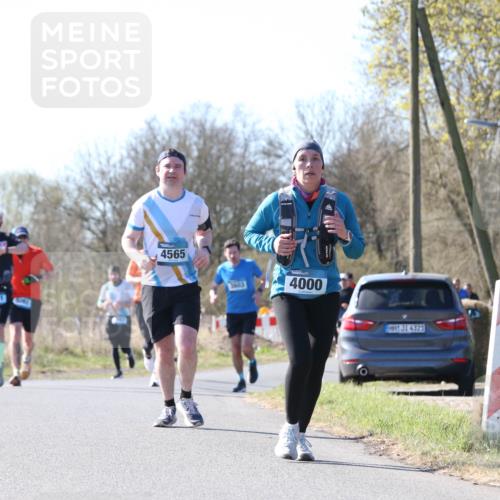 06.04.2025 - 44. Internationalen Wilhelmsburger Insellauf Jannik Wohlers http://msf.ph/oto/7623501 06.04.2025 10:28:33 Laufen 8441, 4565, 3603, 4000, 31, 4323 meine-sportfotos.de