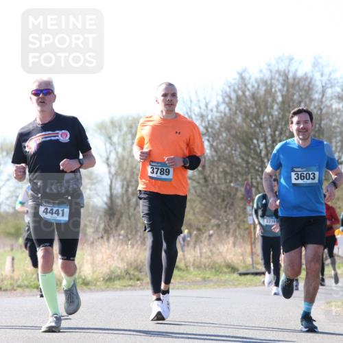 06.04.2025 - 44. Internationalen Wilhelmsburger Insellauf Jannik Wohlers http://msf.ph/oto/7623504 06.04.2025 10:28:38 Laufen 5061, 4441, 3789, 3603 meine-sportfotos.de