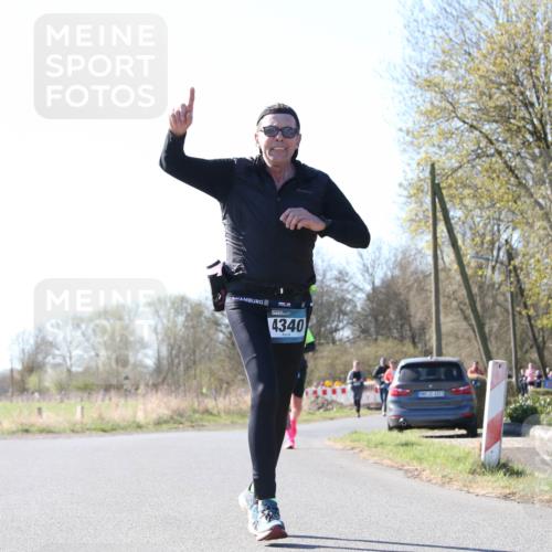 06.04.2025 - 44. Internationalen Wilhelmsburger Insellauf Jannik Wohlers http://msf.ph/oto/7623548 06.04.2025 10:28:57 Laufen 4340, 31, 6923 meine-sportfotos.de