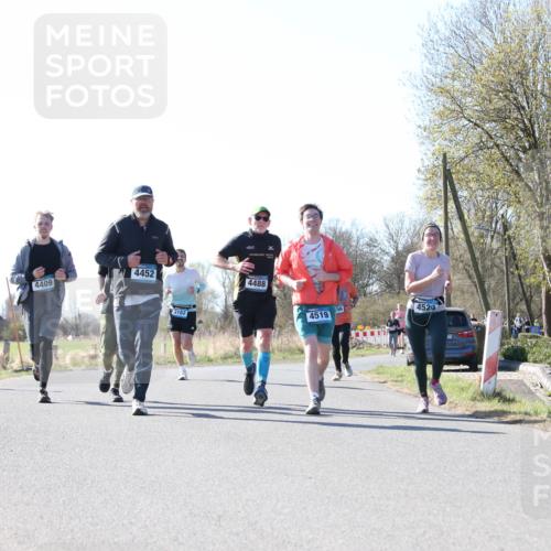 06.04.2025 - 44. Internationalen Wilhelmsburger Insellauf Jannik Wohlers http://msf.ph/oto/7623572 06.04.2025 10:29:13 Laufen 4409, 4452, 3162, 4488, 4519, 4520 meine-sportfotos.de
