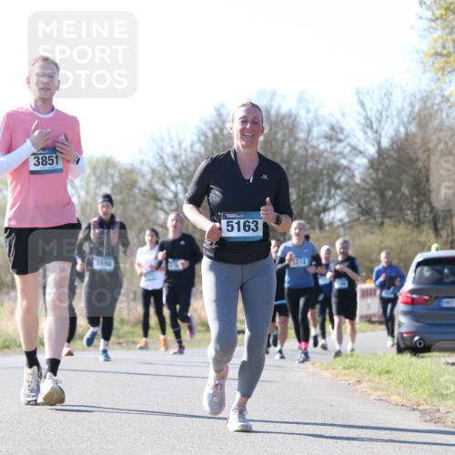 06.04.2025 - 44. Internationalen Wilhelmsburger Insellauf Jannik Wohlers http://msf.ph/oto/7623610 06.04.2025 10:29:29 Laufen 4585, 3851, 3886, 5163, 3212, 4323 meine-sportfotos.de