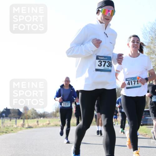 06.04.2025 - 44. Internationalen Wilhelmsburger Insellauf Jannik Wohlers http://msf.ph/oto/7623653 06.04.2025 10:29:40 Laufen 3337, 3736, 4171, 3745 meine-sportfotos.de
