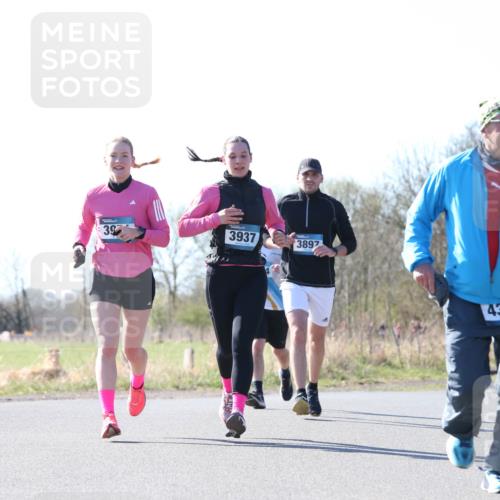 06.04.2025 - 44. Internationalen Wilhelmsburger Insellauf Jannik Wohlers http://msf.ph/oto/7623689 06.04.2025 10:29:56 Laufen 39, 3937, 3897, 4334 meine-sportfotos.de
