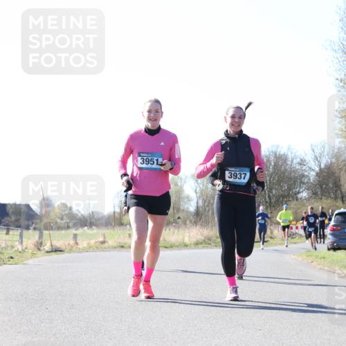 06.04.2025 - 44. Internationalen Wilhelmsburger Insellauf Jannik Wohlers http://msf.ph/oto/7623697 06.04.2025 10:29:59 Laufen 3951, 3937, 31, 4323 meine-sportfotos.de