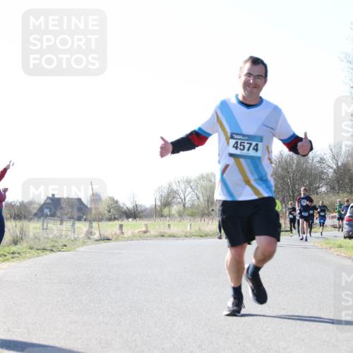 06.04.2025 - 44. Internationalen Wilhelmsburger Insellauf Jannik Wohlers http://msf.ph/oto/7623714 06.04.2025 10:30:03 Laufen 4574 meine-sportfotos.de