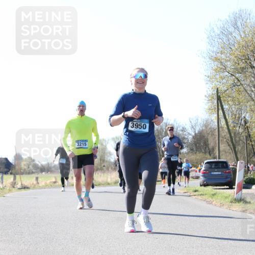 06.04.2025 - 44. Internationalen Wilhelmsburger Insellauf Jannik Wohlers http://msf.ph/oto/7623728 06.04.2025 10:30:12 Laufen 3151, 3215, 3950, 5041, 31, 4323 meine-sportfotos.de