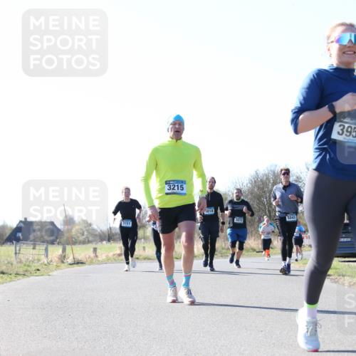 06.04.2025 - 44. Internationalen Wilhelmsburger Insellauf Jannik Wohlers http://msf.ph/oto/7623731 06.04.2025 10:30:13 Laufen 3151, 3215, 3818, 3072, 5041, 3950, 31, 4323 meine-sportfotos.de