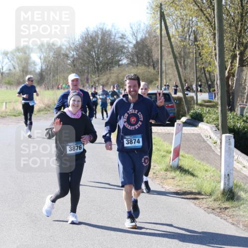 06.04.2025 - 44. Internationalen Wilhelmsburger Insellauf Jannik Wohlers http://msf.ph/oto/7623870 06.04.2025 10:31:25 Laufen 3876, 3874 meine-sportfotos.de