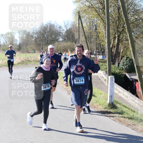 06.04.2025 - 44. Internationalen Wilhelmsburger Insellauf Jannik Wohlers http://msf.ph/oto/7623871 06.04.2025 10:31:26 Laufen 3876, 3874 meine-sportfotos.de