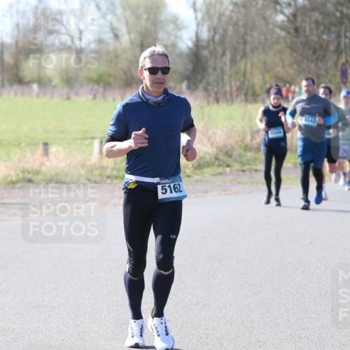 06.04.2025 - 44. Internationalen Wilhelmsburger Insellauf Jannik Wohlers http://msf.ph/oto/7623876 06.04.2025 10:31:29 Laufen 5162, 4544 meine-sportfotos.de
