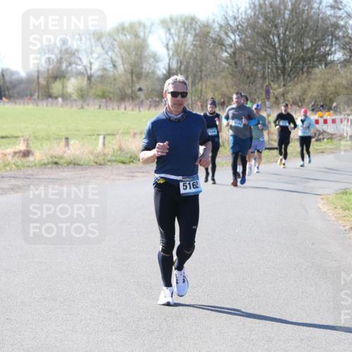 06.04.2025 - 44. Internationalen Wilhelmsburger Insellauf Jannik Wohlers http://msf.ph/oto/7623877 06.04.2025 10:31:29 Laufen 5162, 1544, 4542, 4321 meine-sportfotos.de
