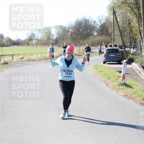 06.04.2025 - 44. Internationalen Wilhelmsburger Insellauf Jannik Wohlers http://msf.ph/oto/7623887 06.04.2025 10:31:43 Laufen 3224 meine-sportfotos.de