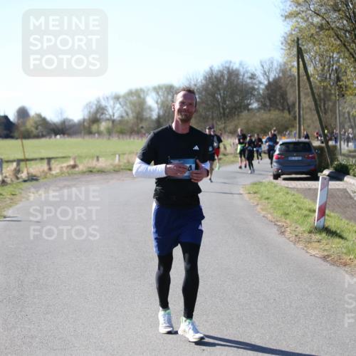 06.04.2025 - 44. Internationalen Wilhelmsburger Insellauf Jannik Wohlers http://msf.ph/oto/7623896 06.04.2025 10:31:53 Laufen  meine-sportfotos.de