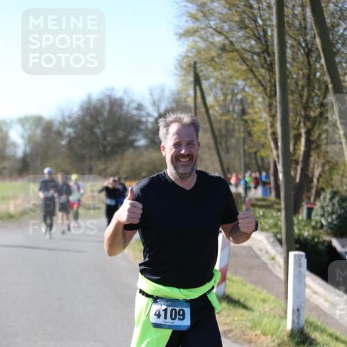 06.04.2025 - 44. Internationalen Wilhelmsburger Insellauf Jannik Wohlers http://msf.ph/oto/7623946 06.04.2025 10:32:10 Laufen 4109 meine-sportfotos.de