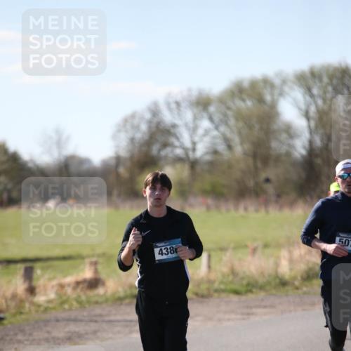 06.04.2025 - 44. Internationalen Wilhelmsburger Insellauf Jannik Wohlers http://msf.ph/oto/7623956 06.04.2025 10:32:14 Laufen 438, 507 meine-sportfotos.de