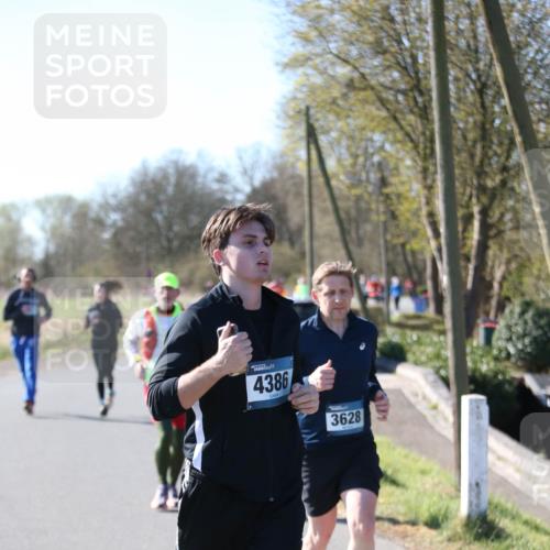 06.04.2025 - 44. Internationalen Wilhelmsburger Insellauf Jannik Wohlers http://msf.ph/oto/7623980 06.04.2025 10:32:20 Laufen 4386, 3628 meine-sportfotos.de