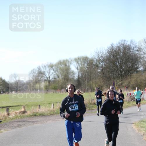 06.04.2025 - 44. Internationalen Wilhelmsburger Insellauf Jannik Wohlers http://msf.ph/oto/7623991 06.04.2025 10:32:22 Laufen 3471 meine-sportfotos.de