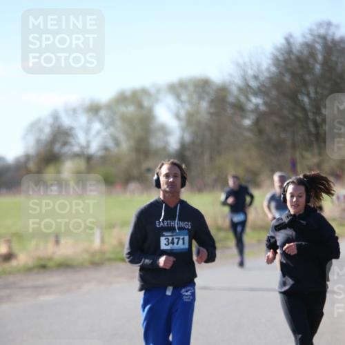 06.04.2025 - 44. Internationalen Wilhelmsburger Insellauf Jannik Wohlers http://msf.ph/oto/7623995 06.04.2025 10:32:23 Laufen 3471 meine-sportfotos.de
