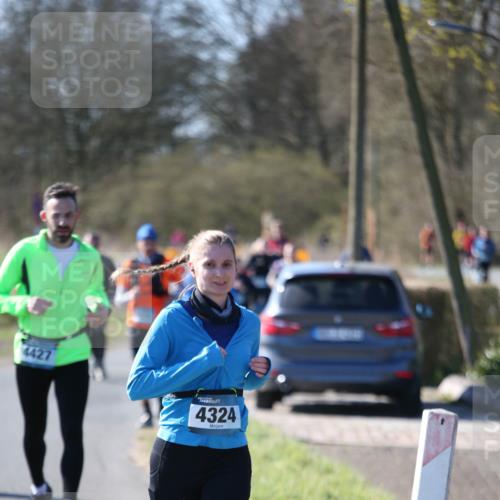 06.04.2025 - 44. Internationalen Wilhelmsburger Insellauf Jannik Wohlers http://msf.ph/oto/7624021 06.04.2025 10:32:38 Laufen 4427, 4324 meine-sportfotos.de