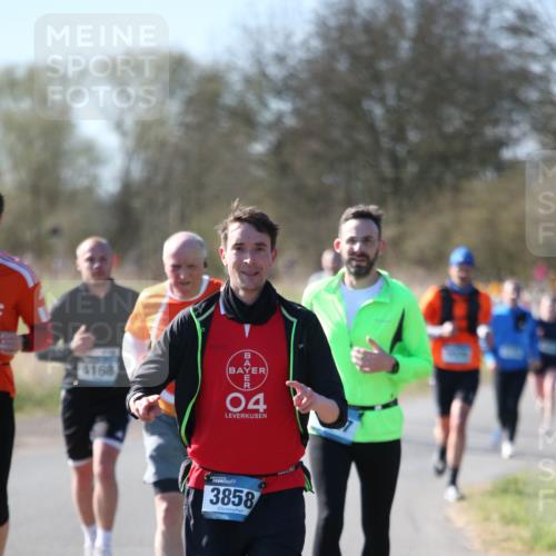 06.04.2025 - 44. Internationalen Wilhelmsburger Insellauf Jannik Wohlers http://msf.ph/oto/7624024 06.04.2025 10:32:39 Laufen 640, 4168, 04, 3858 meine-sportfotos.de