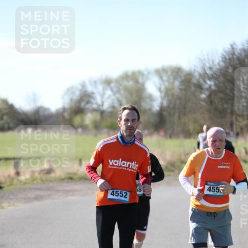 06.04.2025 - 44. Internationalen Wilhelmsburger Insellauf Jannik Wohlers http://msf.ph/oto/7624037 06.04.2025 10:32:41 Laufen 4552, 416, 58, 455 meine-sportfotos.de