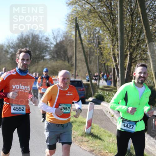 06.04.2025 - 44. Internationalen Wilhelmsburger Insellauf Jannik Wohlers http://msf.ph/oto/7624041 06.04.2025 10:32:42 Laufen 4552, 4550, 4427 meine-sportfotos.de