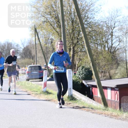 06.04.2025 - 44. Internationalen Wilhelmsburger Insellauf Jannik Wohlers http://msf.ph/oto/7624120 06.04.2025 10:33:11 Laufen 567, 3732, 3039 meine-sportfotos.de