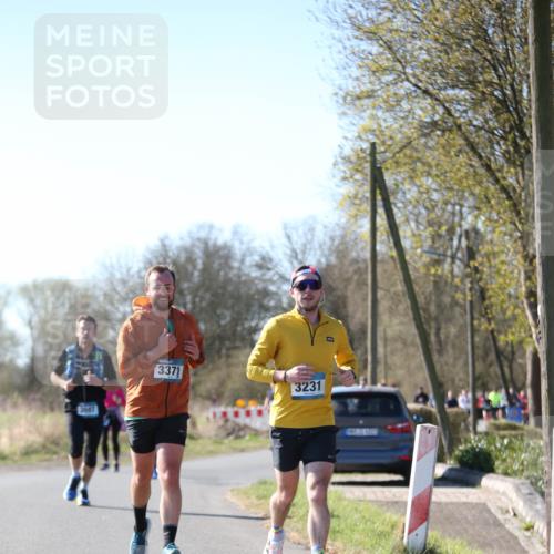 06.04.2025 - 44. Internationalen Wilhelmsburger Insellauf Jannik Wohlers http://msf.ph/oto/7624191 06.04.2025 10:33:30 Laufen 3371, 3231 meine-sportfotos.de