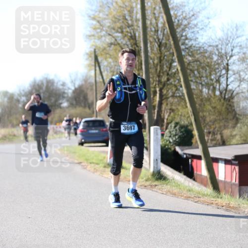 06.04.2025 - 44. Internationalen Wilhelmsburger Insellauf Jannik Wohlers http://msf.ph/oto/7624204 06.04.2025 10:33:35 Laufen 3697 meine-sportfotos.de