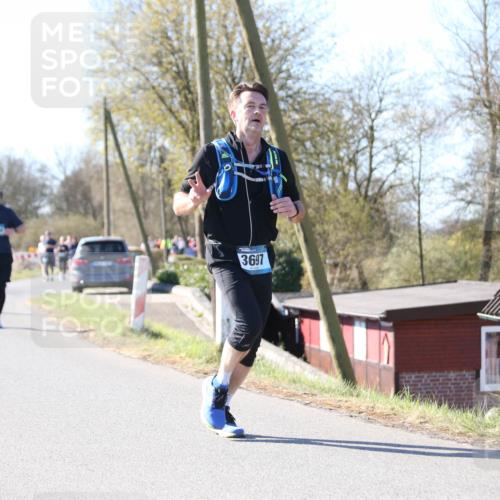 06.04.2025 - 44. Internationalen Wilhelmsburger Insellauf Jannik Wohlers http://msf.ph/oto/7624208 06.04.2025 10:33:36 Laufen 3697 meine-sportfotos.de