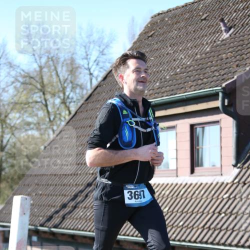 06.04.2025 - 44. Internationalen Wilhelmsburger Insellauf Jannik Wohlers http://msf.ph/oto/7624212 06.04.2025 10:33:37 Laufen 3691 meine-sportfotos.de