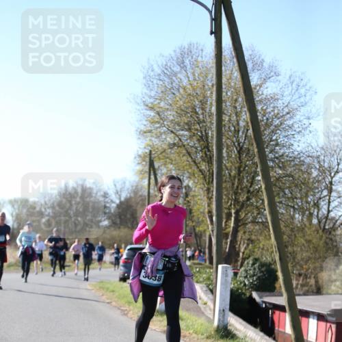 06.04.2025 - 44. Internationalen Wilhelmsburger Insellauf Jannik Wohlers http://msf.ph/oto/7624224 06.04.2025 10:33:41 Laufen  meine-sportfotos.de