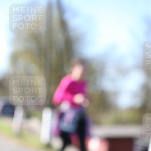 06.04.2025 - 44. Internationalen Wilhelmsburger Insellauf Jannik Wohlers http://msf.ph/oto/7624232 06.04.2025 10:33:42 Laufen  meine-sportfotos.de