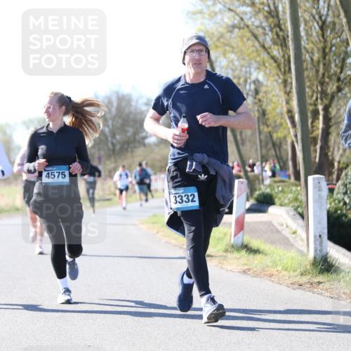 06.04.2025 - 44. Internationalen Wilhelmsburger Insellauf Jannik Wohlers http://msf.ph/oto/7624253 06.04.2025 10:33:52 Laufen 4376, 4575, 3332, 277 meine-sportfotos.de