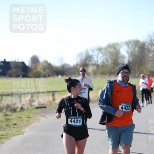 06.04.2025 - 44. Internationalen Wilhelmsburger Insellauf Jannik Wohlers http://msf.ph/oto/7624276 06.04.2025 10:34:07 Laufen 1977, 4421, 4422 meine-sportfotos.de