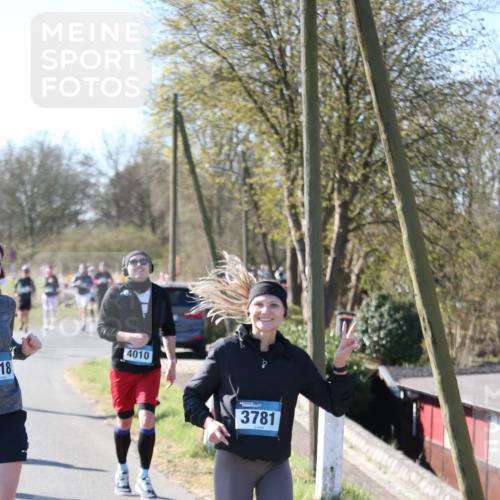 06.04.2025 - 44. Internationalen Wilhelmsburger Insellauf Jannik Wohlers http://msf.ph/oto/7624321 06.04.2025 10:34:19 Laufen 18, 4010, 3781 meine-sportfotos.de
