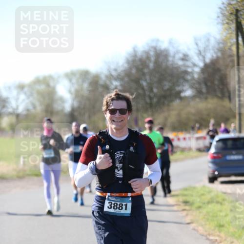 06.04.2025 - 44. Internationalen Wilhelmsburger Insellauf Jannik Wohlers http://msf.ph/oto/7624357 06.04.2025 10:34:29 Laufen 3881 meine-sportfotos.de