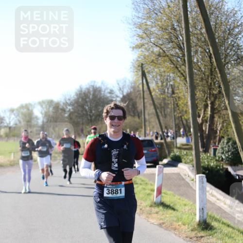 06.04.2025 - 44. Internationalen Wilhelmsburger Insellauf Jannik Wohlers http://msf.ph/oto/7624365 06.04.2025 10:34:30 Laufen 3881 meine-sportfotos.de