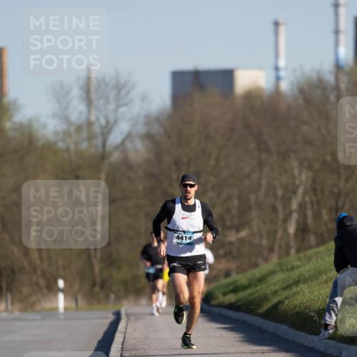 06.04.2025 - 44. Internationalen Wilhelmsburger Insellauf Michael Strokosch http://msf.ph/oto/7624408 06.04.2025 09:14:47 Laufen 4414 meine-sportfotos.de
