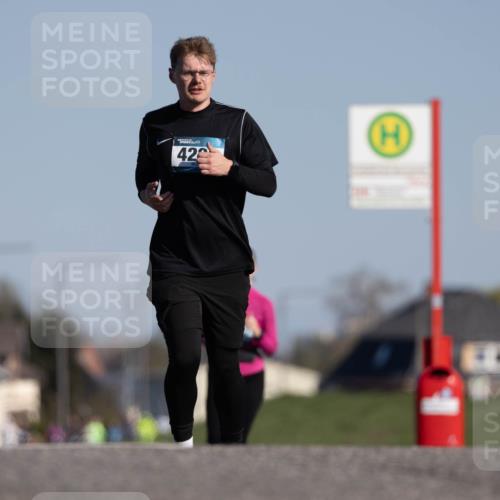 06.04.2025 - 44. Internationalen Wilhelmsburger Insellauf Michael Strokosch http://msf.ph/oto/7624570 06.04.2025 10:08:59 Laufen 42 meine-sportfotos.de