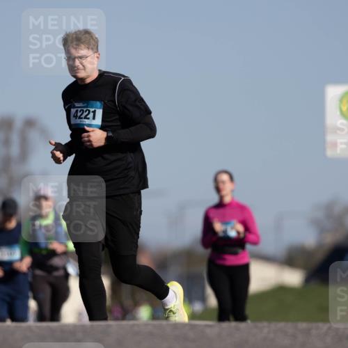 06.04.2025 - 44. Internationalen Wilhelmsburger Insellauf Michael Strokosch http://msf.ph/oto/7624573 06.04.2025 10:09:00 Laufen 4221 meine-sportfotos.de