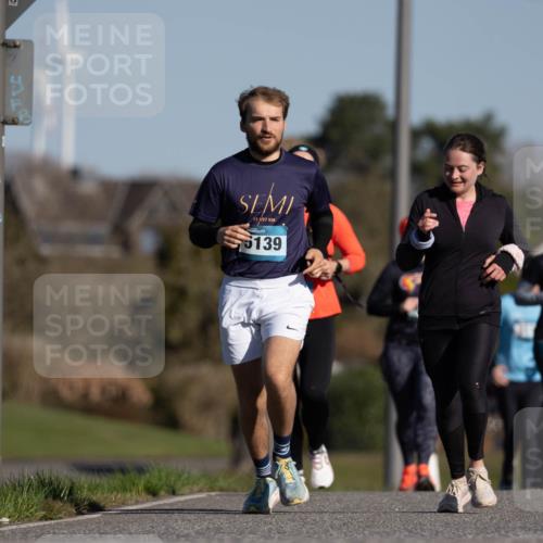 06.04.2025 - 44. Internationalen Wilhelmsburger Insellauf Michael Strokosch http://msf.ph/oto/7624583 06.04.2025 10:09:21 Laufen 44, 21, 097, 139, 36589 meine-sportfotos.de