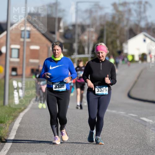 06.04.2025 - 44. Internationalen Wilhelmsburger Insellauf Michael Strokosch http://msf.ph/oto/7624626 06.04.2025 10:10:00 Laufen 3325, 3326 meine-sportfotos.de