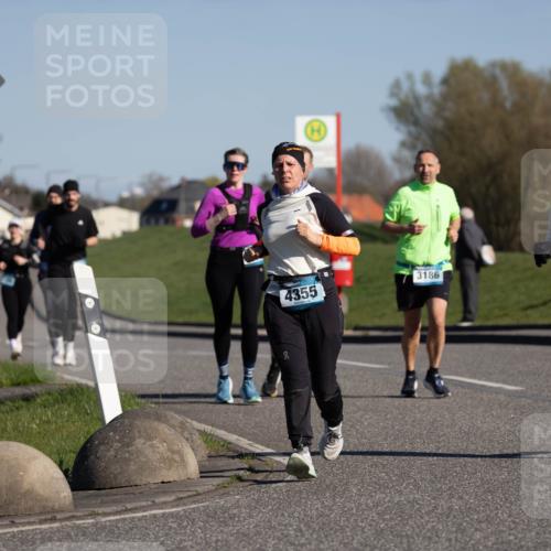 06.04.2025 - 44. Internationalen Wilhelmsburger Insellauf Michael Strokosch http://msf.ph/oto/7624677 06.04.2025 10:11:19 Laufen 4355, 3186, 325 meine-sportfotos.de