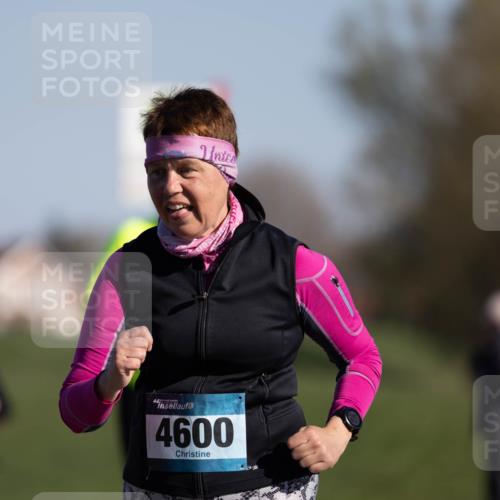 06.04.2025 - 44. Internationalen Wilhelmsburger Insellauf Michael Strokosch http://msf.ph/oto/7624691 06.04.2025 10:11:43 Laufen 4600 meine-sportfotos.de